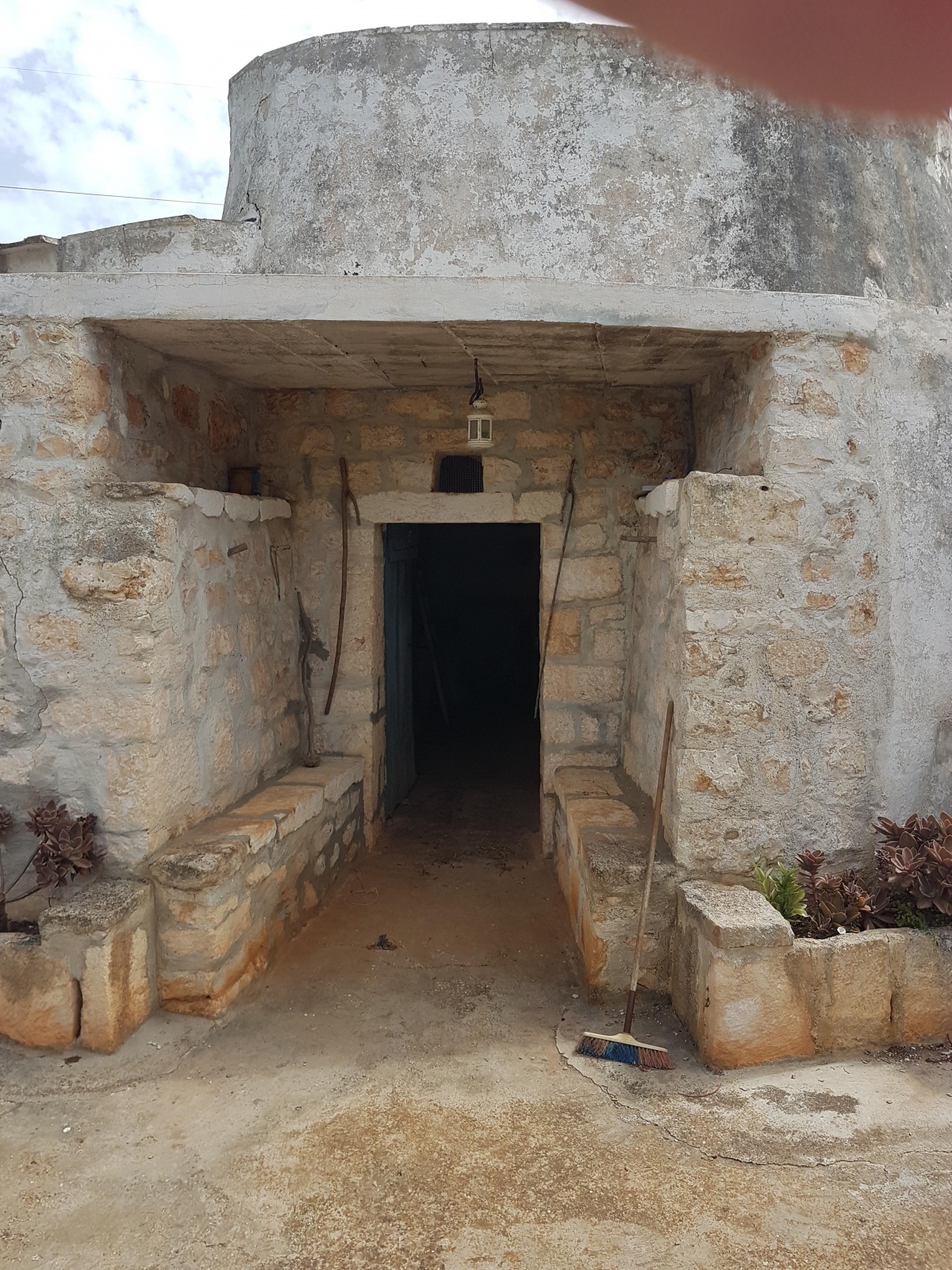 vista trullo ingresso ostuni salento